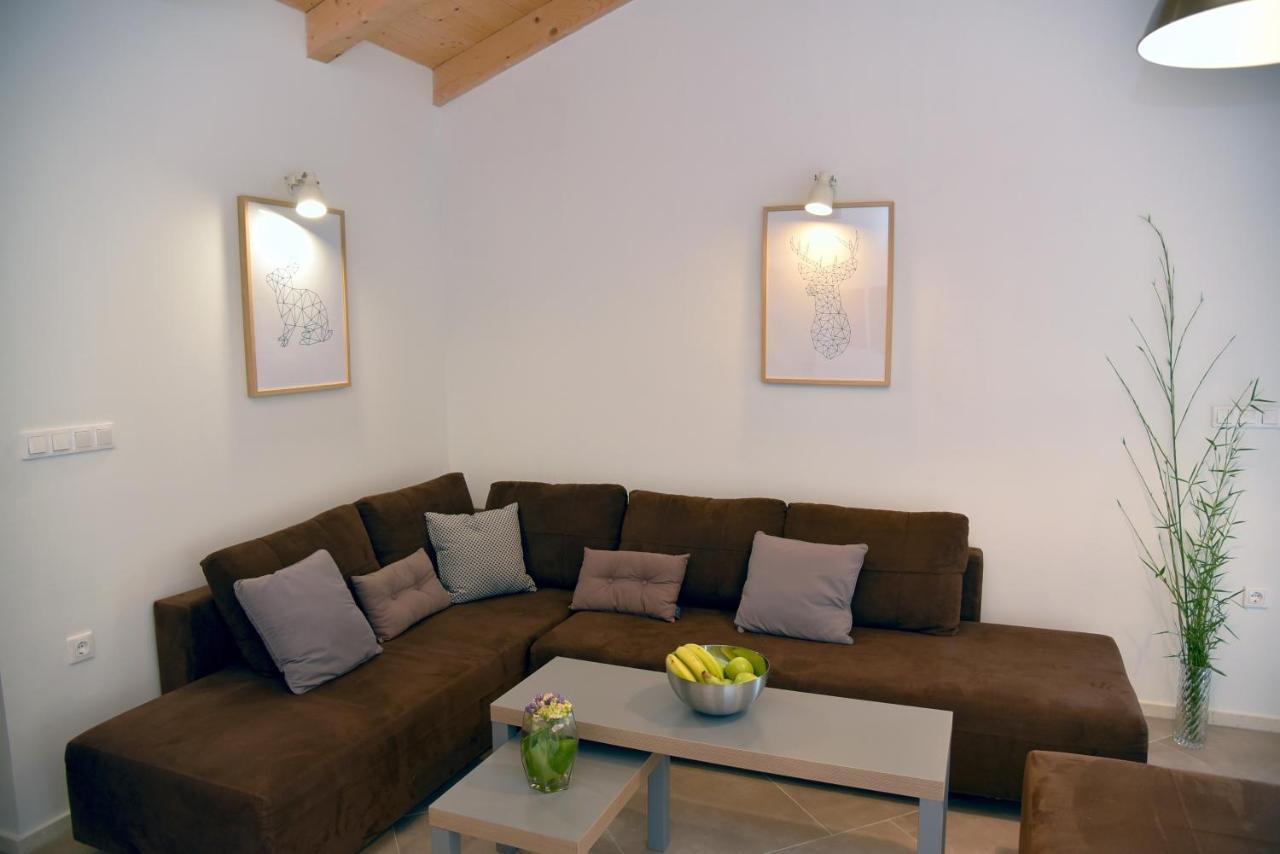 Salum Villa โตรกีร์ ภายนอก รูปภาพ